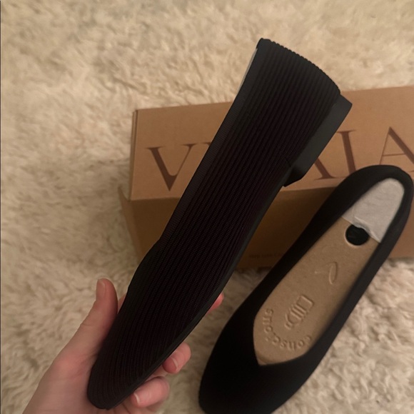 VIVAIA NWT Black Women's Flats - Picture 2 of 3
